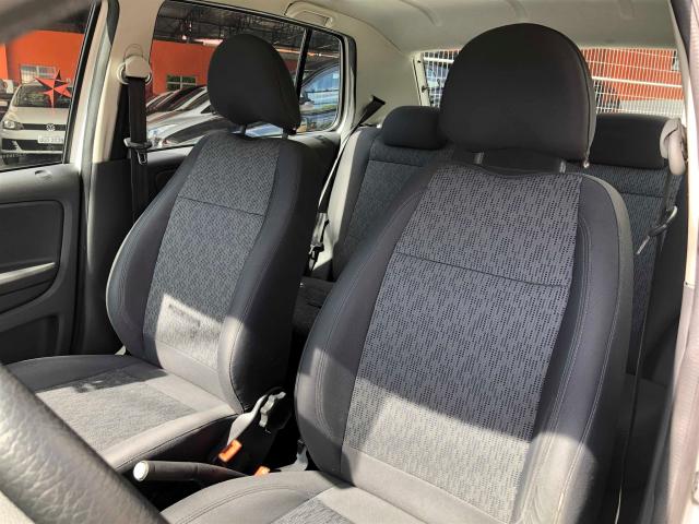 VOLKSWAGEN FOX 2013/2014 1.0 MI 8V FLEX 4P MANUAL - Foto 10