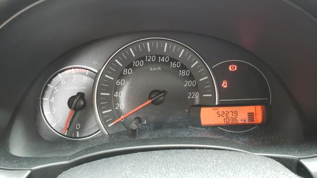 Nissan March 2015 1.6 - Foto 6