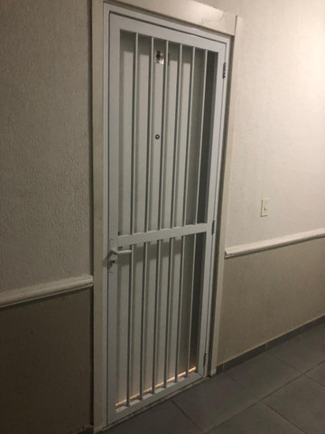 Alugo apartamento
