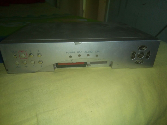 Gravadora de câmeras de segurança uma Fonte e um mine amplificador. Tudo funcionando. - Foto 3