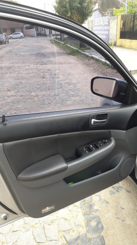 Honda Accord 2.4 ano 2005 - Foto 9