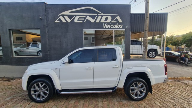 AMAROK 2.0 HIGHLINE DIESEL AUTOMÁTICA 2019
