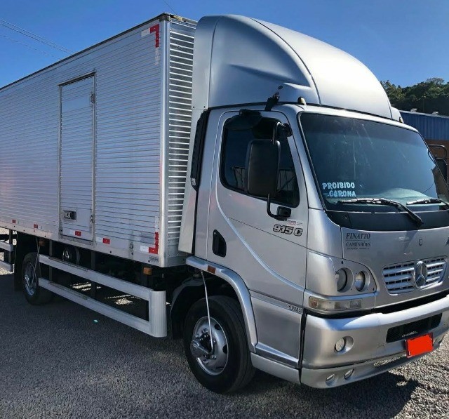 MB ACCELO915 BAU 2012
