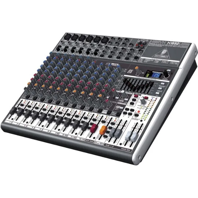 Mesa de Som Behringer Xenyx X1832 USB - Somos Loja