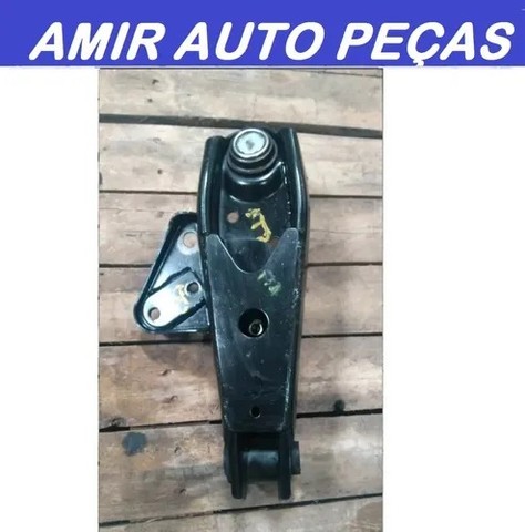 Balança Suspensão Inferior Esquerda Hyundai Hr2016