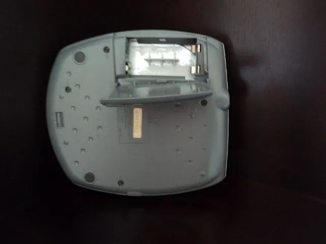 Sony, CD Walkman-Digital mega Bass portable CD Player D-E201 ESP². - Foto 4