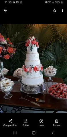 Bolo de Aniversário 50 anos - Chantilly Floral encomendas, orçamentos e…