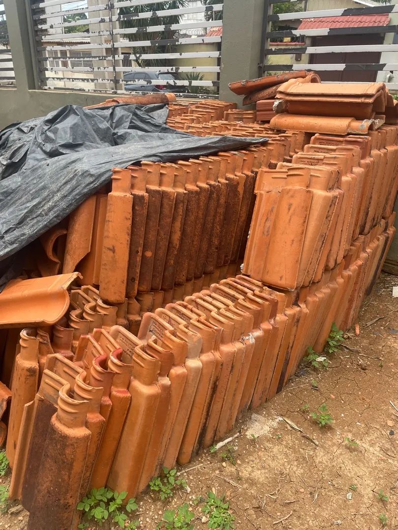 Telhas de cerâmica usadas -preço negociável!