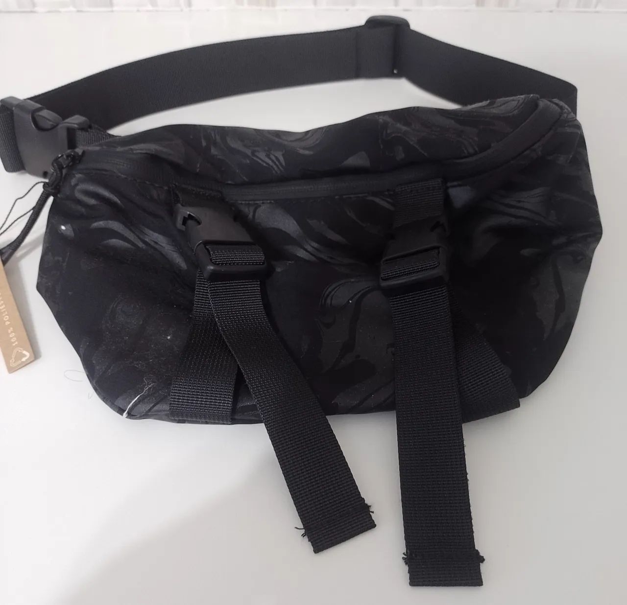 Pochete de cintura preta com 1 divisão  - Foto 2
