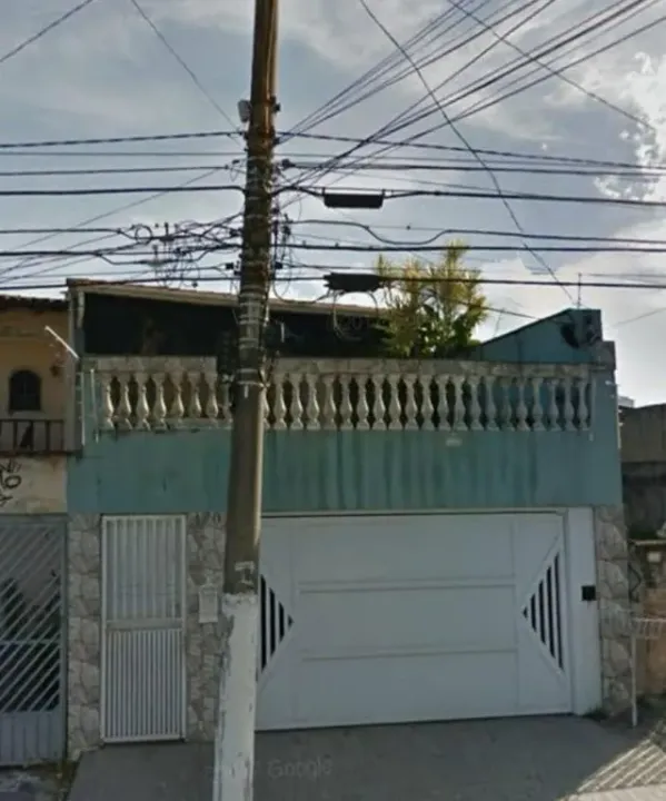Casa à venda no Jardim D'Abril, Osasco - 4 dormitórios, 2 suítes, churrasqueira!