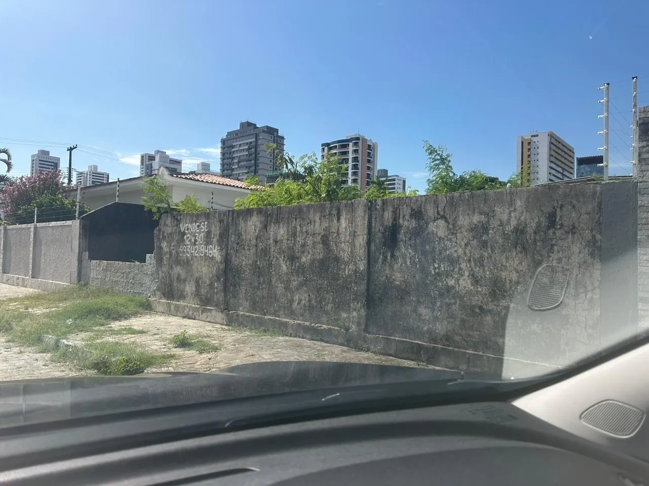Terreno 12x28,35 para venda em ótima localização no bairro de Tambauzinho