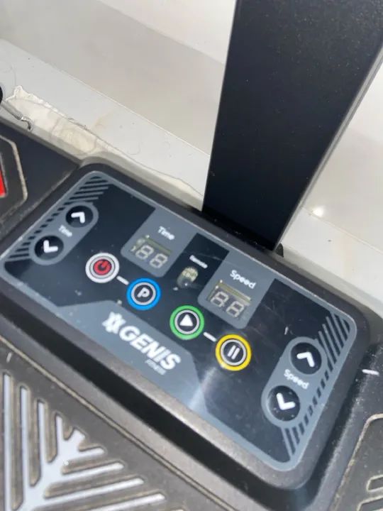 Plataforma Vibratória Genis Energym Pro POLISHOP - Foto 3