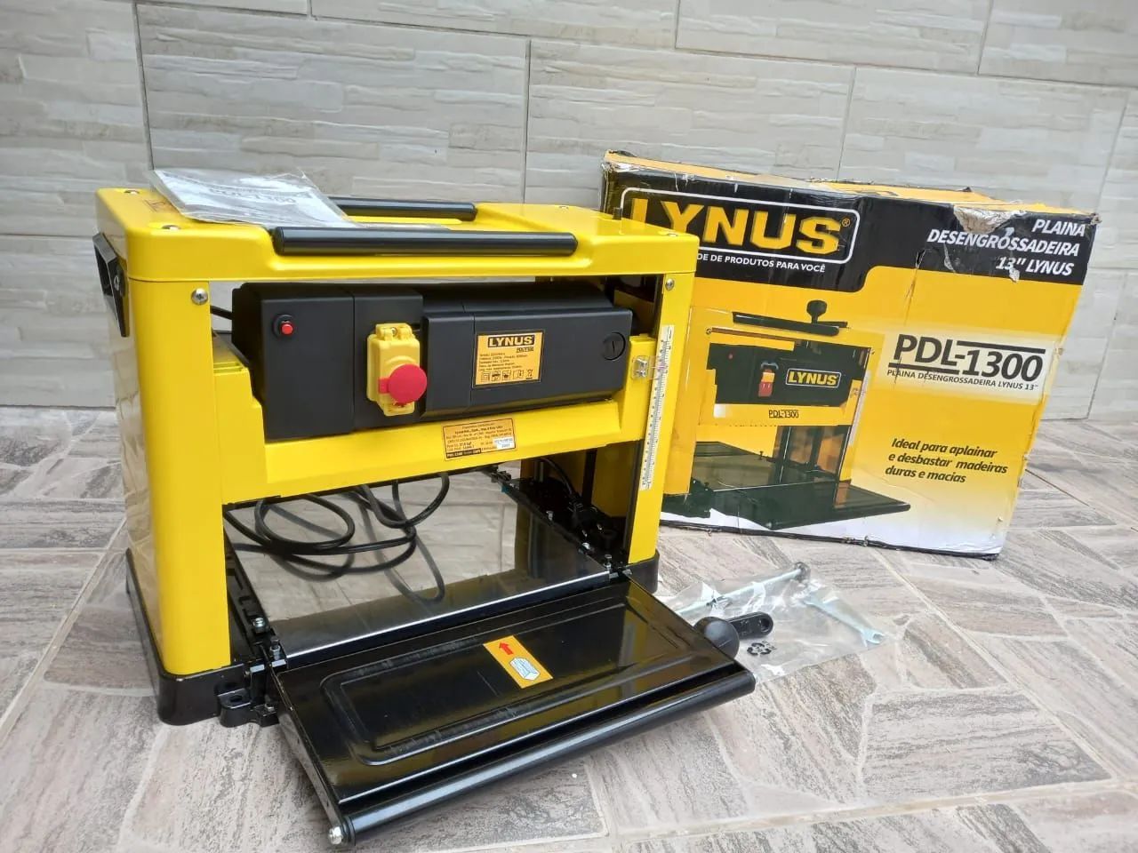 Plaina Desengrossadeira 13" Lynus 220v