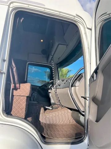 Volkswagen Constellation 25.420, 2016, v-tronic, 8x2 no chassis em bom estado - Foto 15