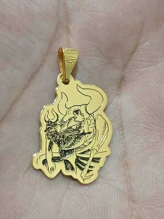 Pingente Killer Bee - Manto de Seis Caudas - Foto 3