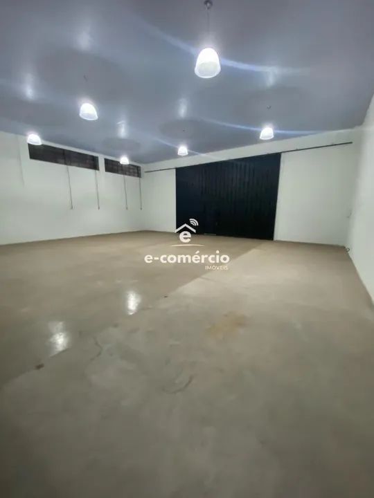 Galpão para aluguel próximo ao centro de Lavras, com linda fachada - Foto 4