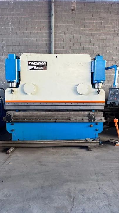 DOBRADEIRA CN 250Ton