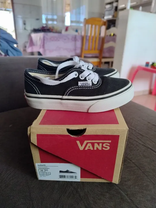 Vendo Tênis Vans Original N°26 (estado de Novo)