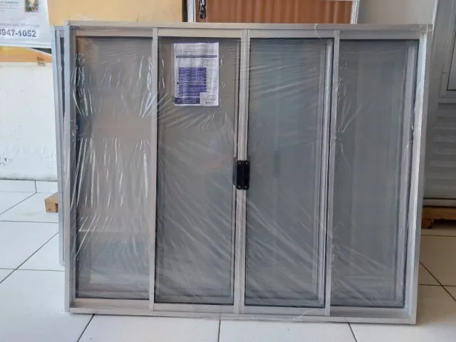 Janela alumínio 1.00x1.20 nova 4 vidros R$ 235,00