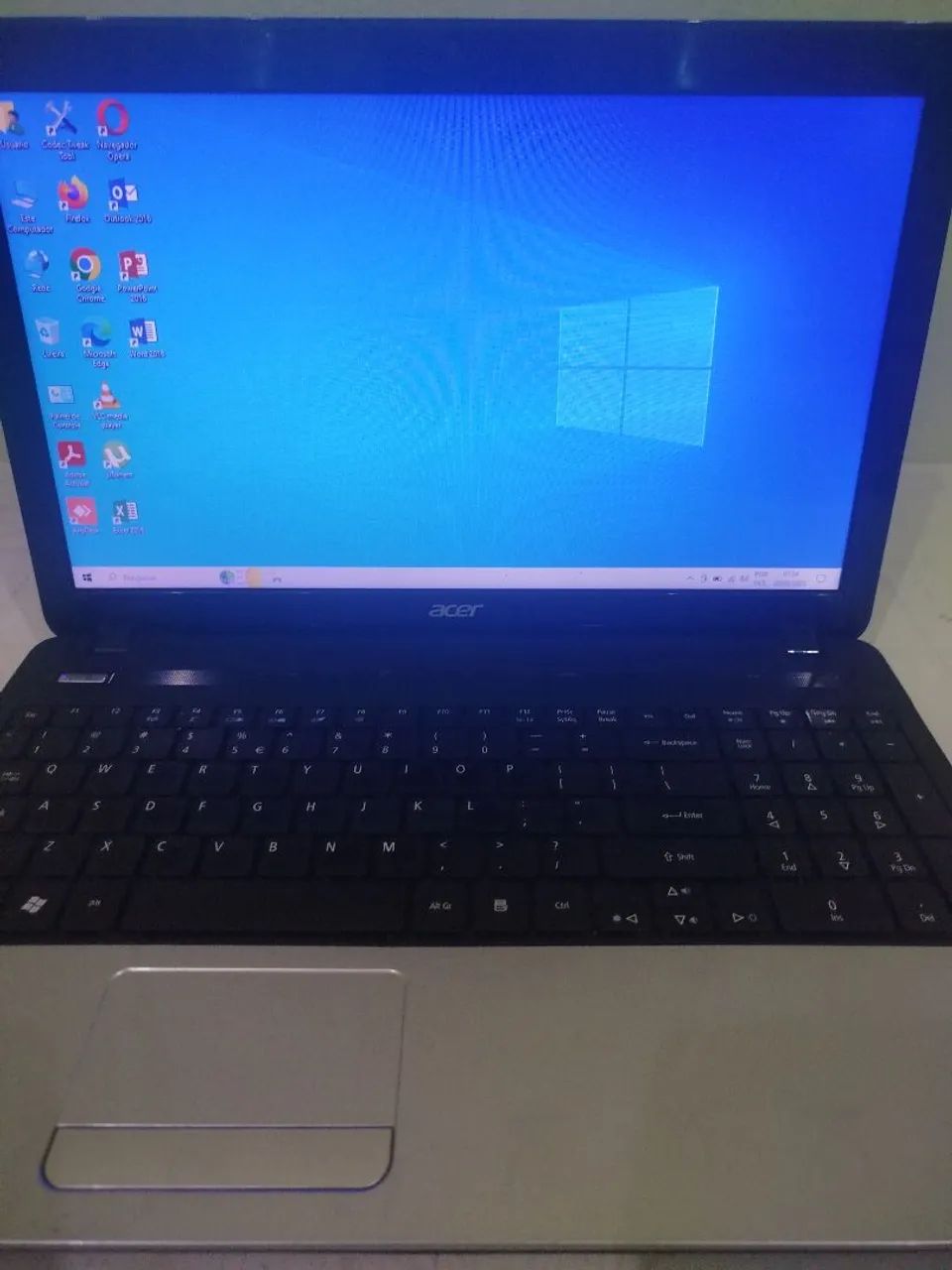 Notebook Acer c/ 8Gb e SSD Kingston