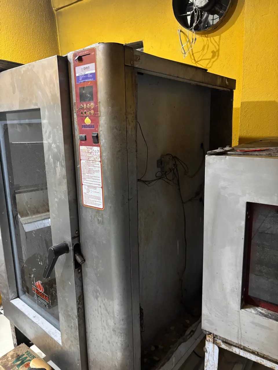 Forno industrial Progás usado