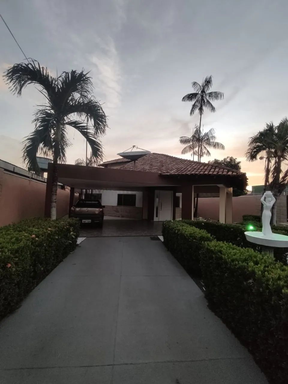 Casa Ampla com Piscina no Pricumã - Foto 2
