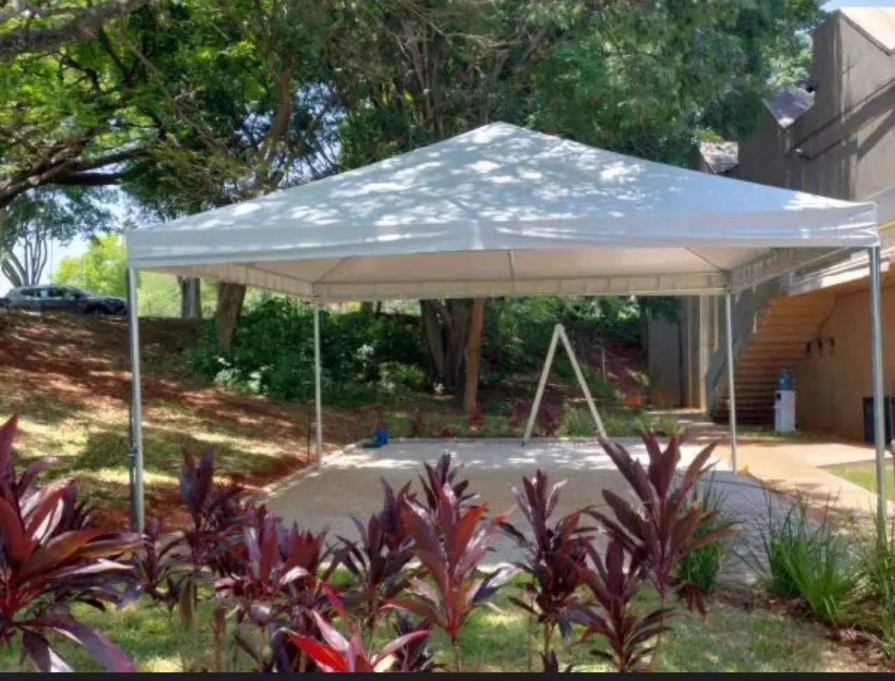 Tenda 6x6 piramidal nova R$3.500 pra sair hj