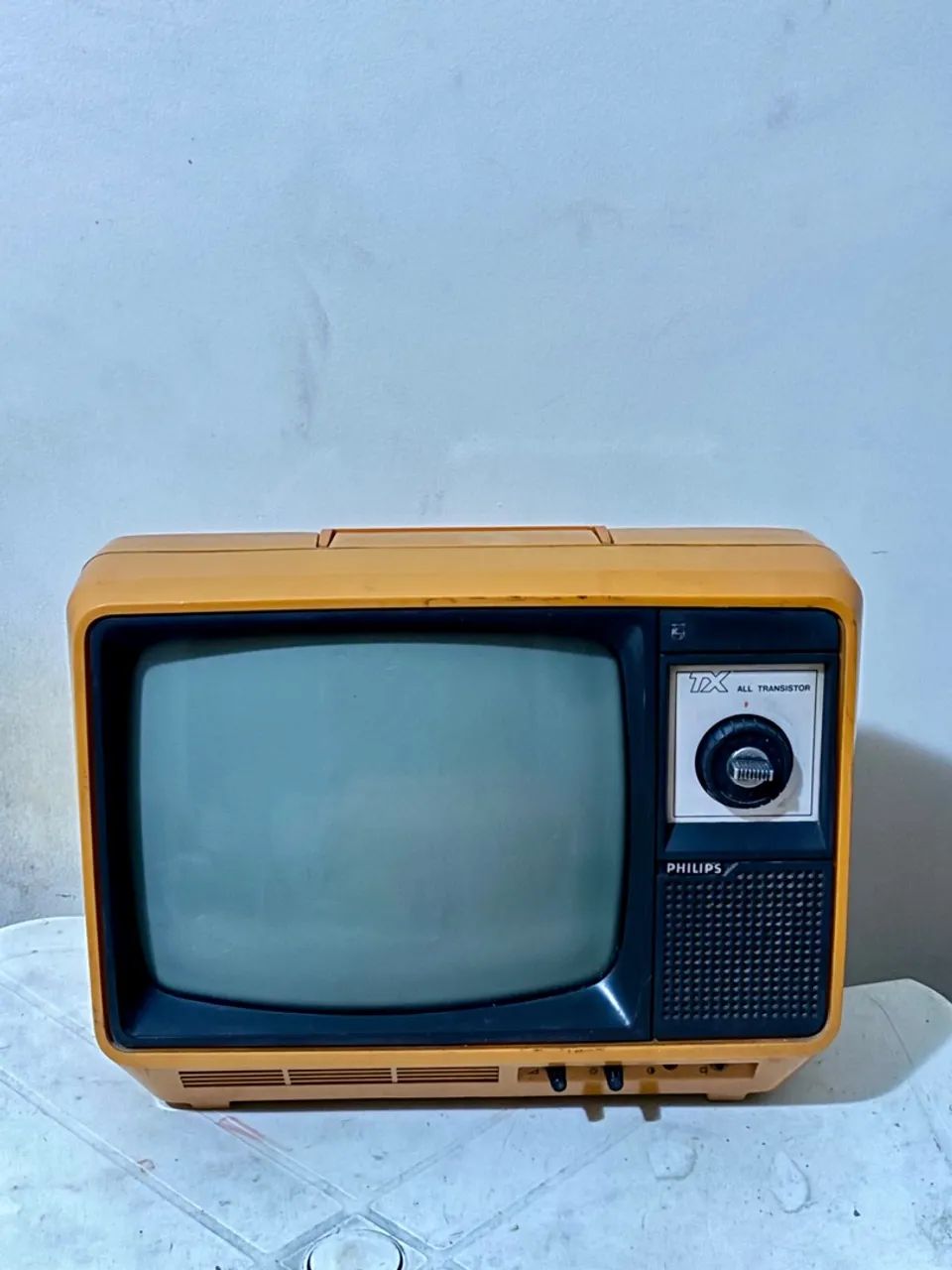 Televisão/TV Antiga Philips TX Preto e Branco