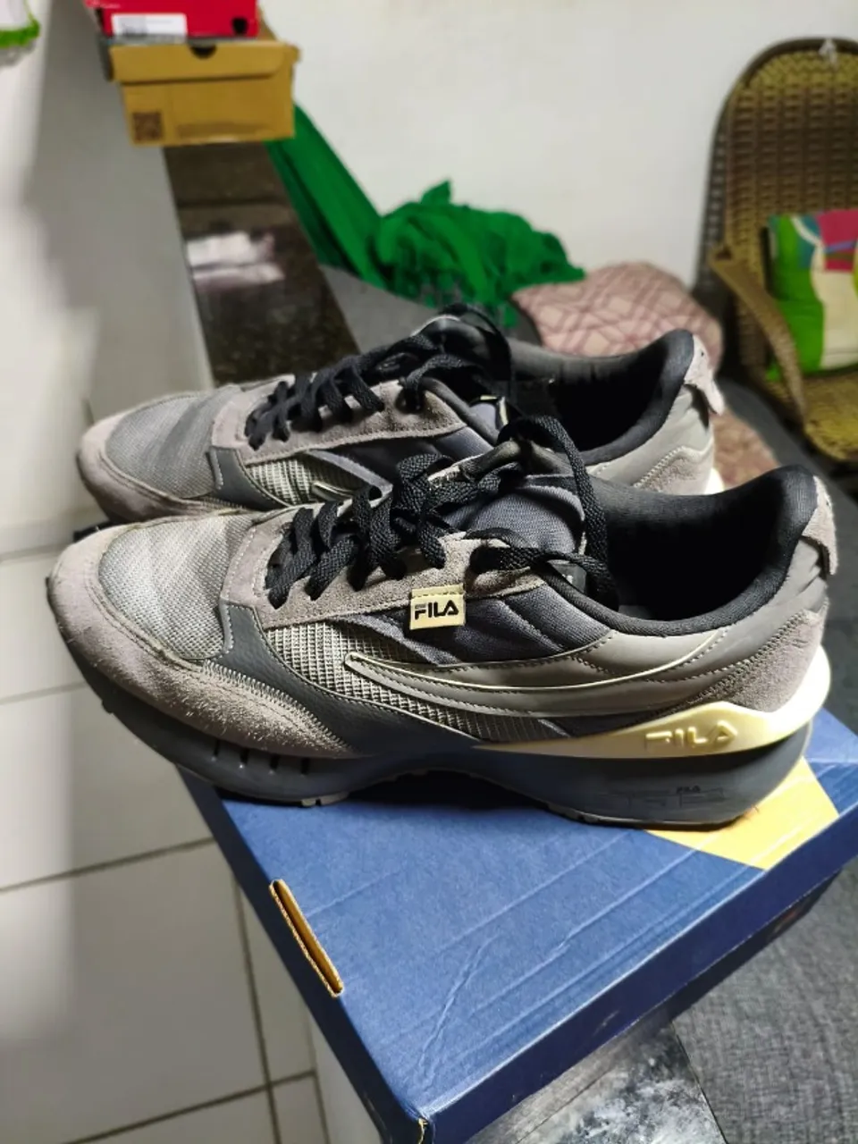 Tênis Fila Renno Vintage Cinza e Bege Tamanho 45 Usado em perfeito estado