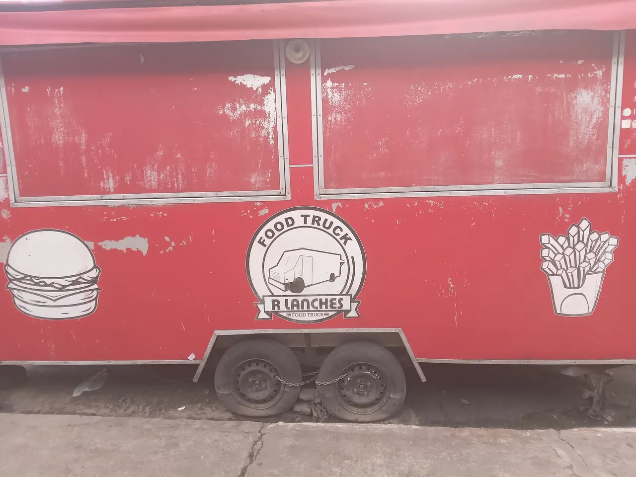 Prescisace  de um chapista  que tenha experiência em lanches tradicinais