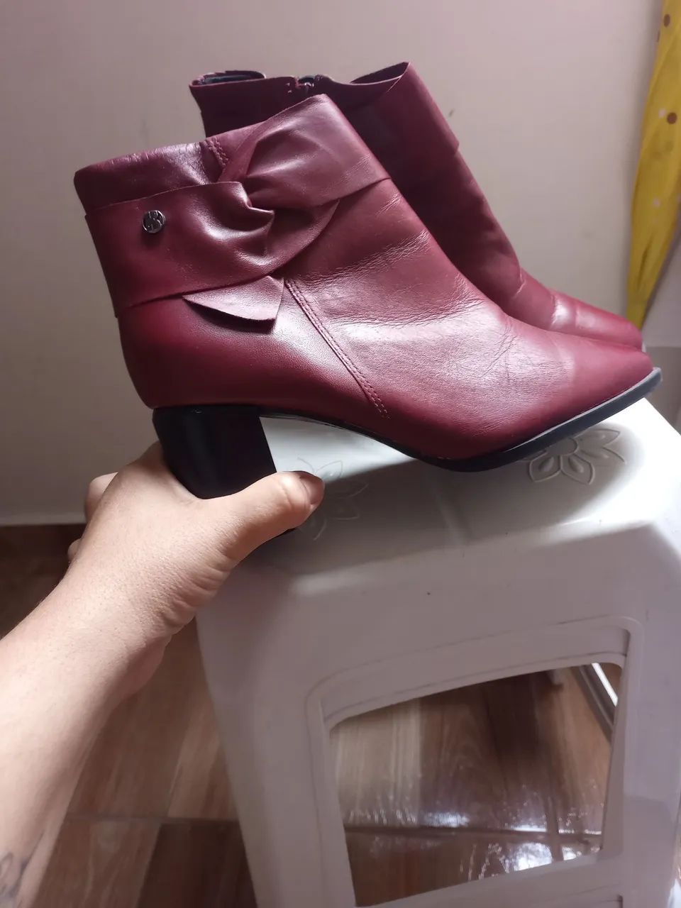 Botas vermelhas femininas - Foto 3
