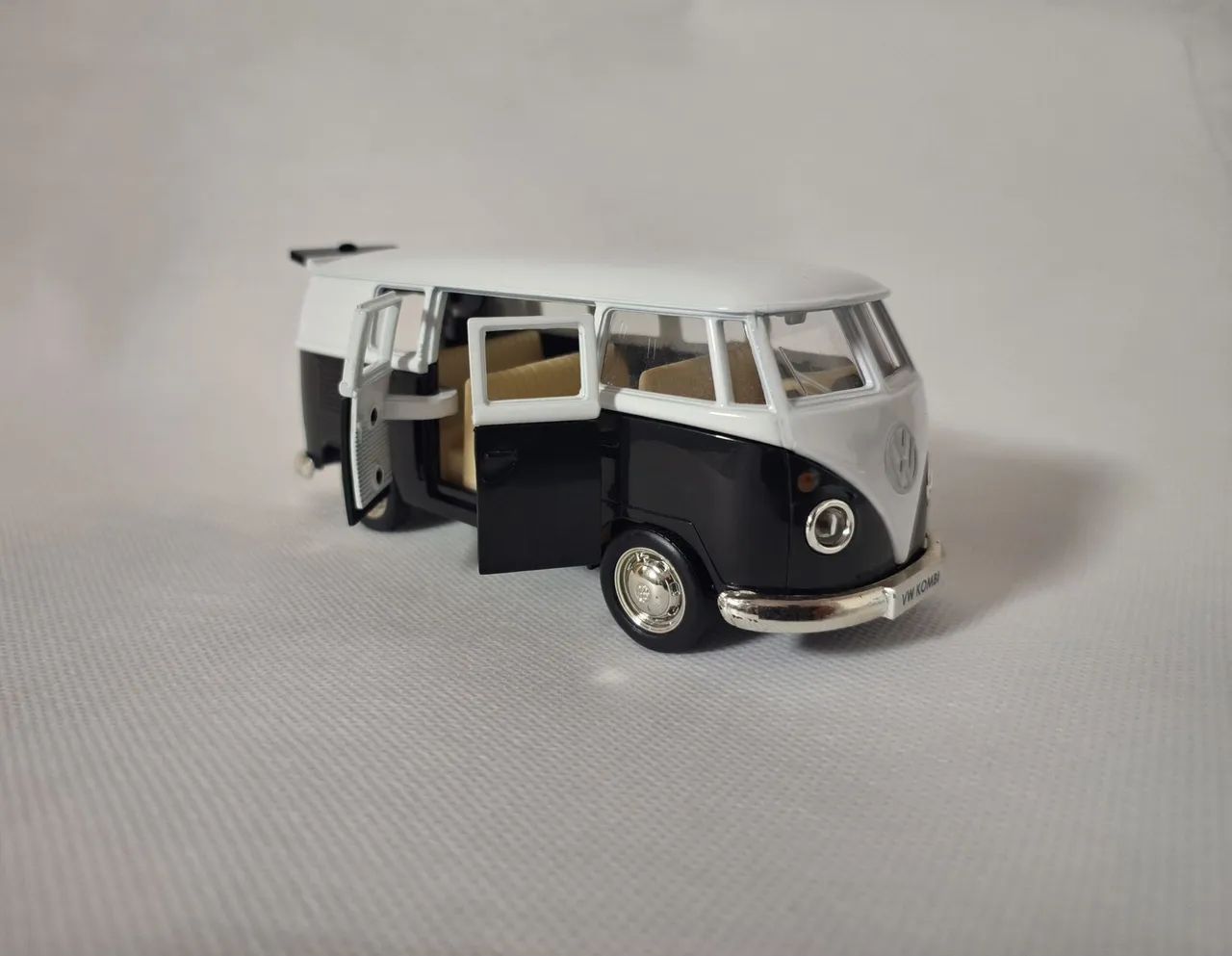 Kombi VW em metal - Foto 2