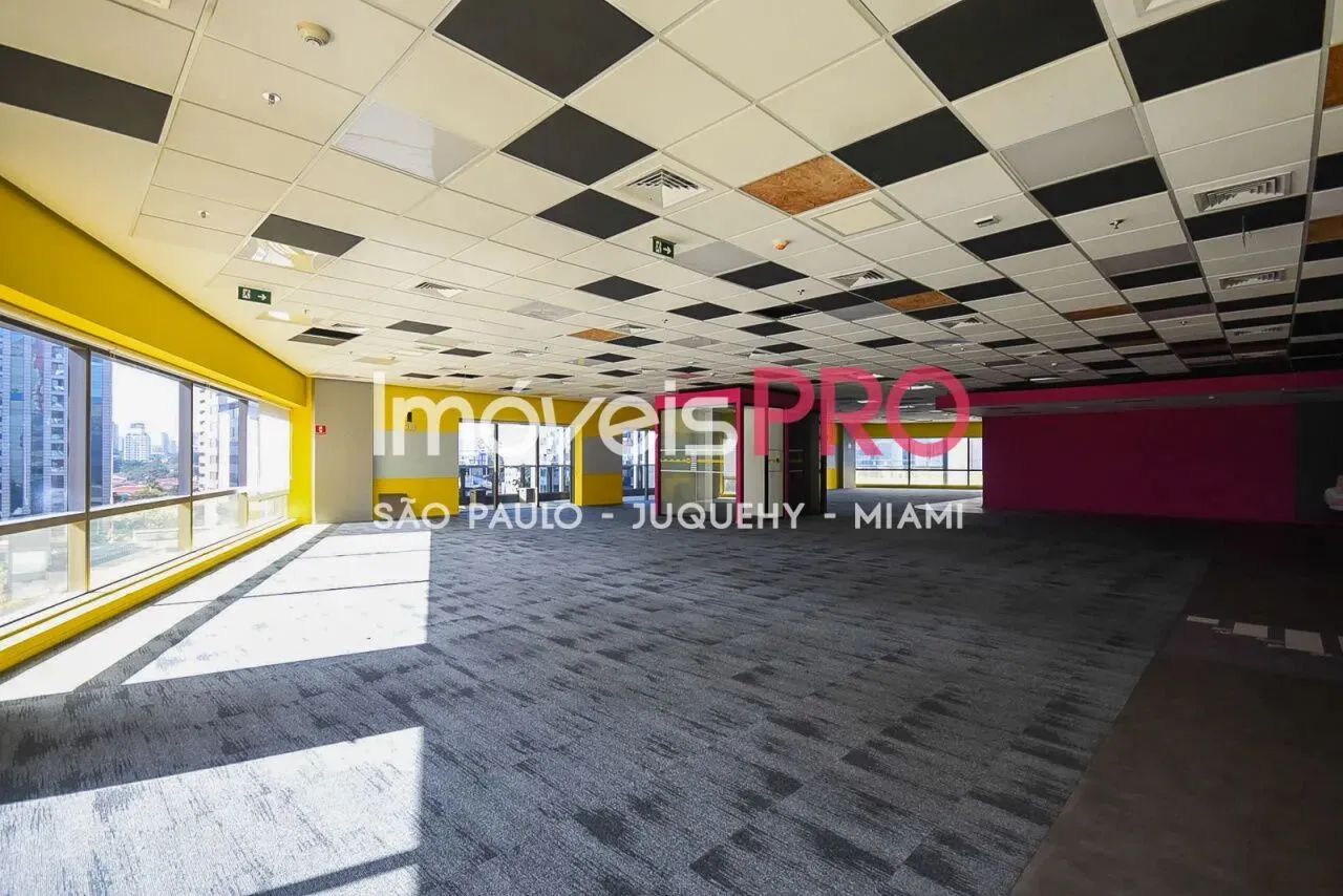 Laje corporativa disponível para locação com 1.052,62m² no Edifício do Arquiteto Carlos Br