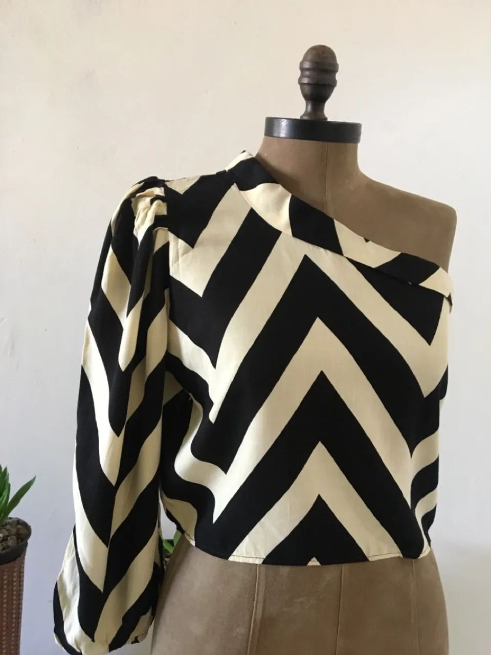 Blusa Feminina Decote Ombro Único - Foto 3
