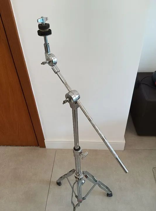 ## Estante de pratos girafa para bateria Nagano, completa totalmente funcional e original! - Foto 4