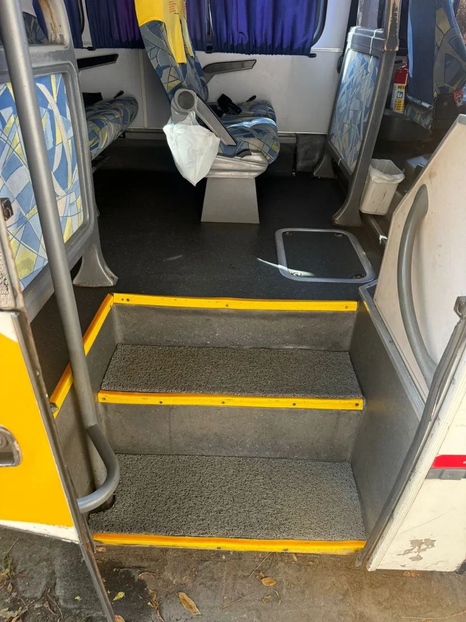 Microônibus 29 lugares  - Foto 9