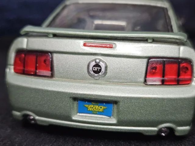 Mustang Maisto 1/24 - Foto 4