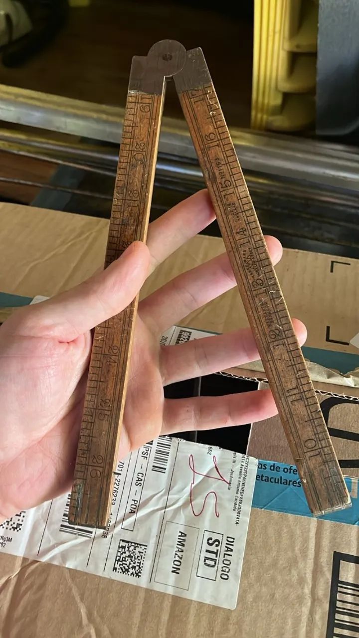 Furadores antigos e Régua antiga em polegadas64275300259969120