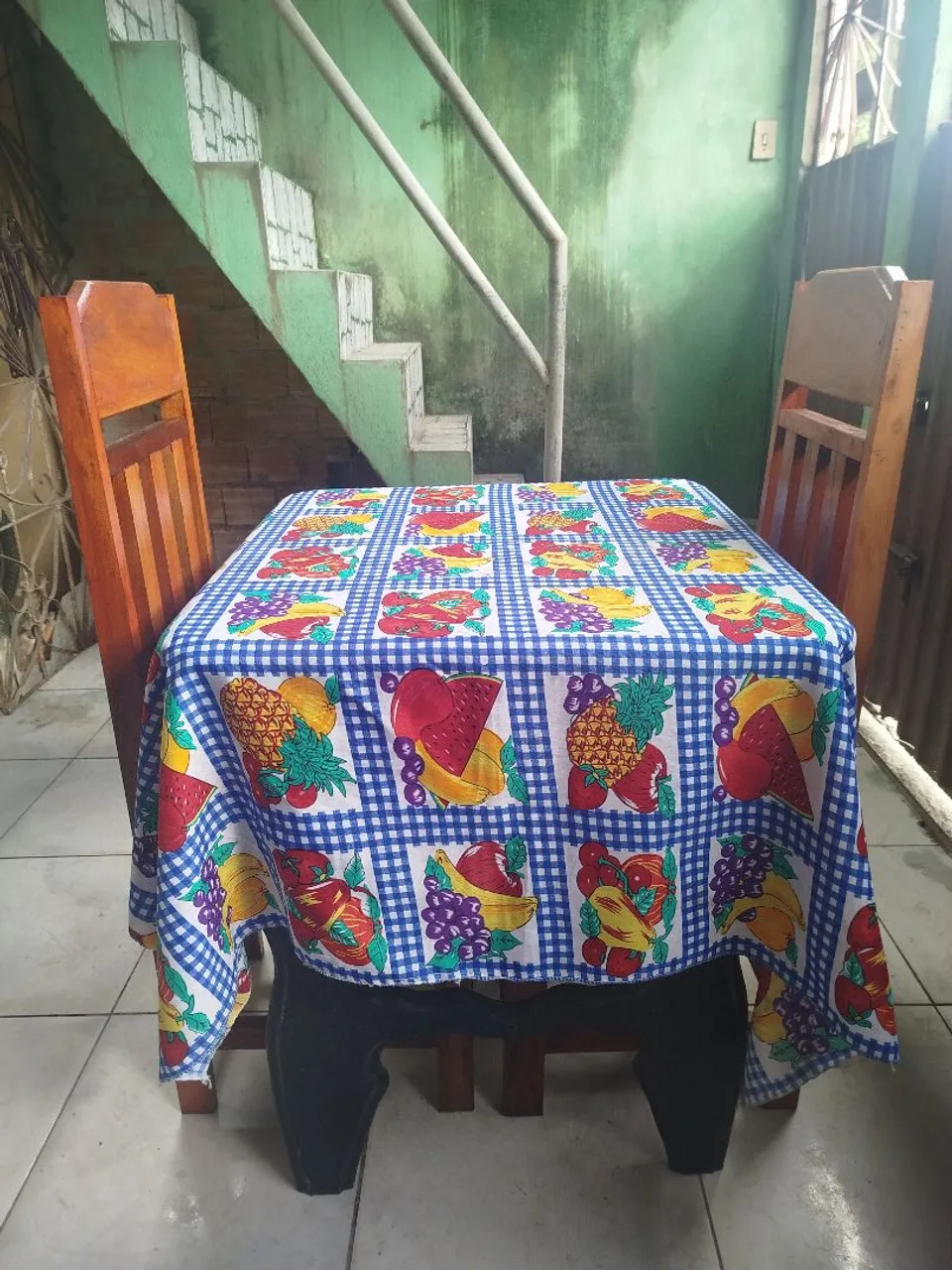 Mesa com cadeiras