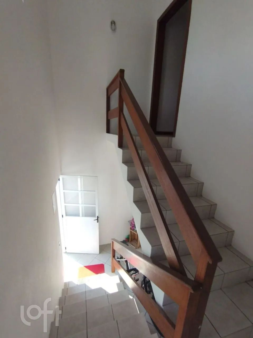 Casa à venda em Carianos com 312 m², 5 quartos - Foto 5