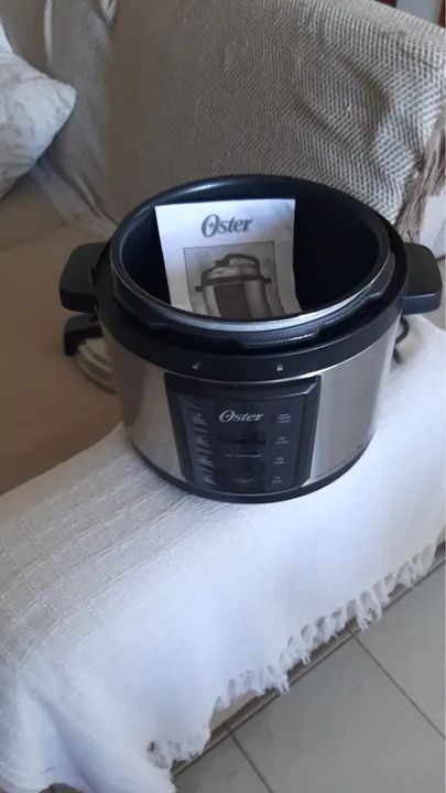 Panela de Pressão Elétrica Oster 6 Litros - Foto 2
