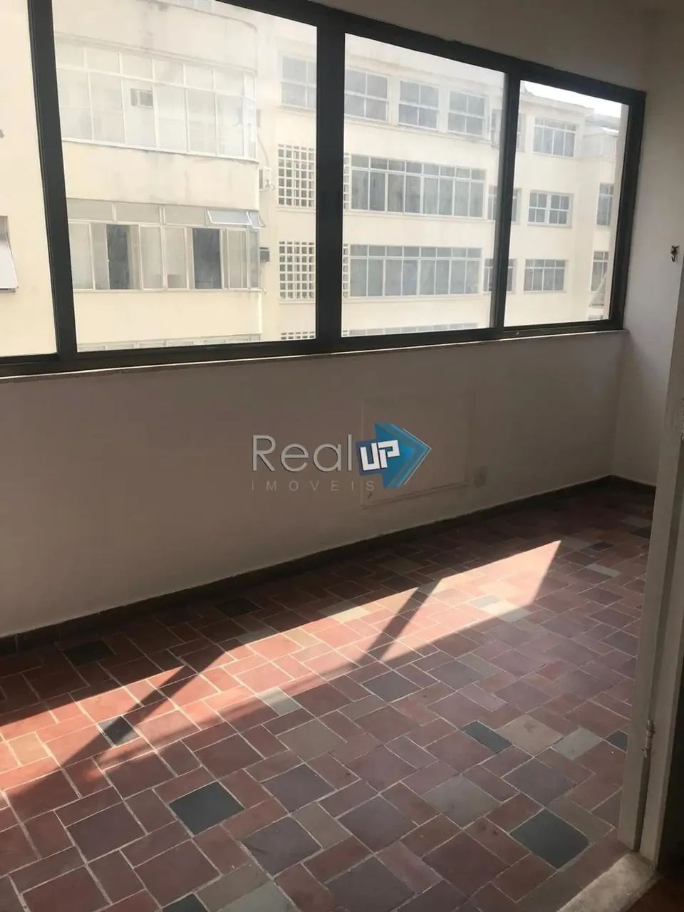 Apartamento com 3 quartos em Copacabana - Foto 2