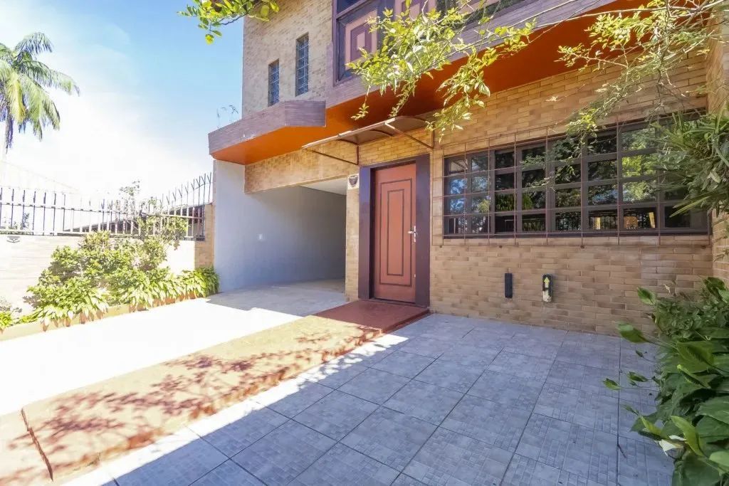 Sobrado com 3 quartos à venda por R$ 970000.00, 245.00 m2 - BIGORRILHO - CURITIBA/PR - Foto 2