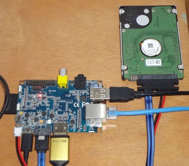 Placa SBC Banana Pi Dual Core 1GB com Sata + Case Modular - Na Caixa - Foto 2