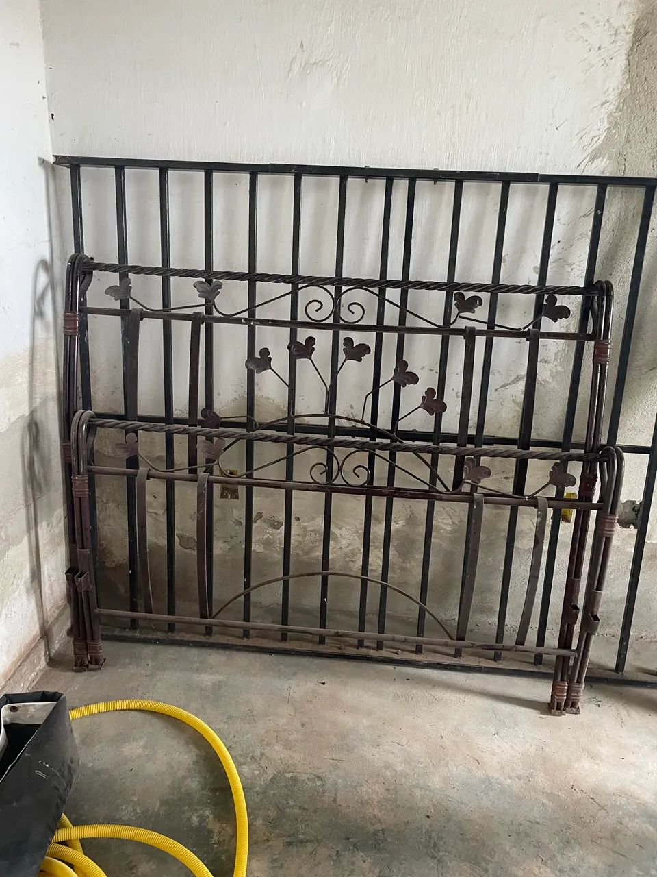 Cast Iron Bed64386068050562120