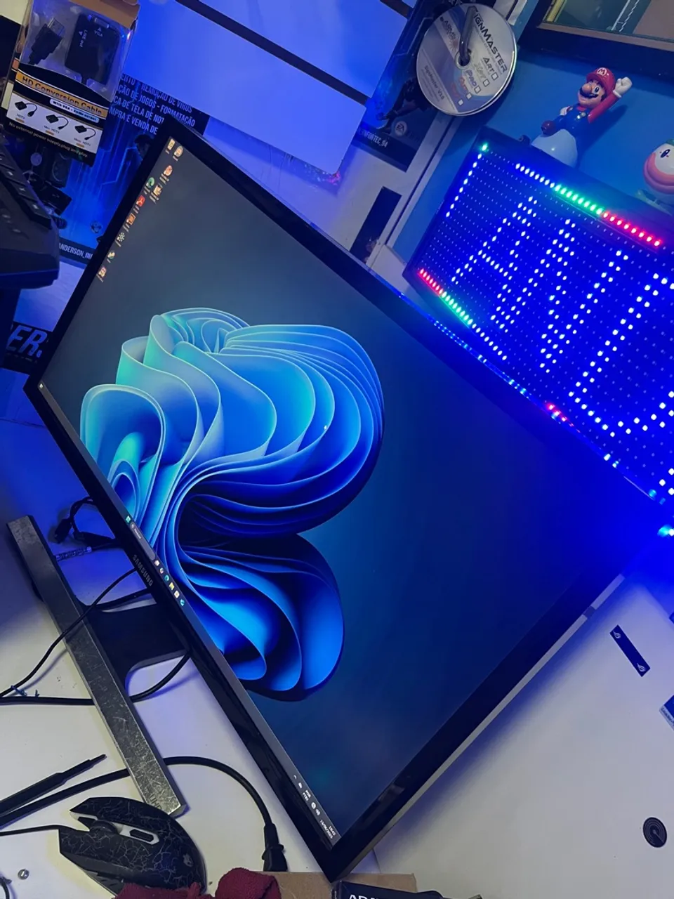 MONITOR SAMSUNG 28 POLEGADAS 4K 60HZ