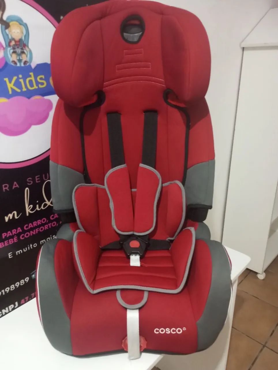 Vendo cadeira de carro de 9 a 36 kilos depois vira assento não faço entrega 