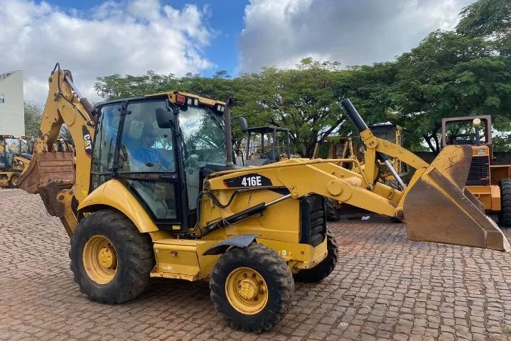Retroescavadeira Caterpillar 416 2015 - Foto 3
