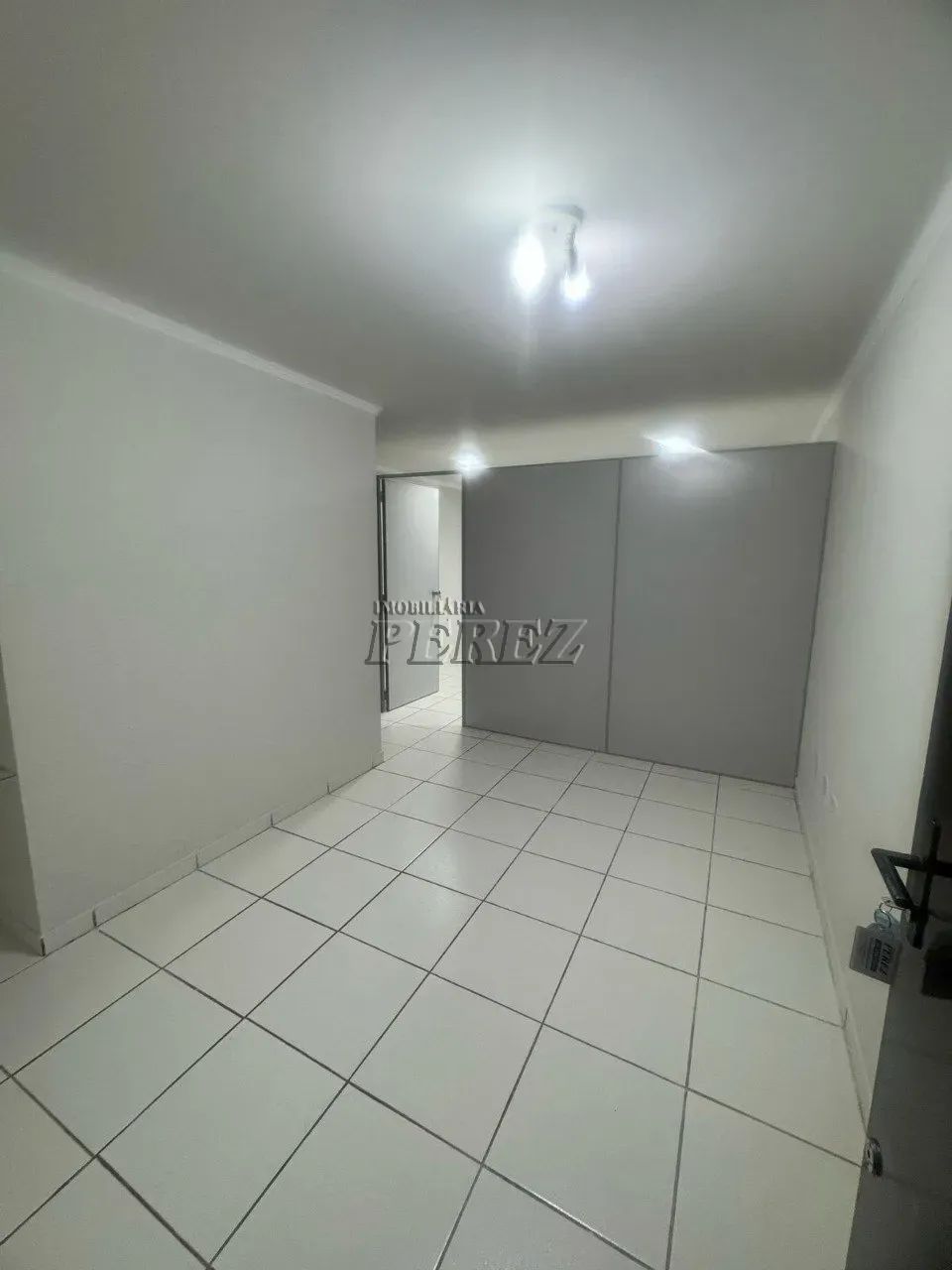 Sala comercial para locação no centro em Londrina, Edifício Oscar Fuganti. - Foto 2