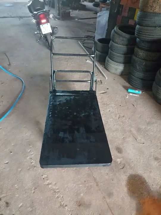 Carrinho de mão dobrável - ideal para transporte - Foto 2